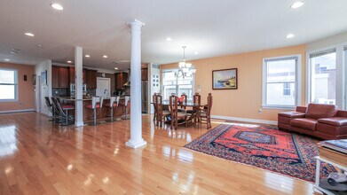 229 8th St S in Brigantine, NJ - Building Photo - Building Photo