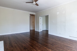 1124 Maple Ave, Unit 2 in Evanston, IL - Foto de edificio - Building Photo