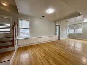 174 Maplewood St in Watertown, MA - Building Photo - Building Photo