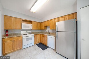 7767 Hiawatha Ln in Rockville, MD - Building Photo