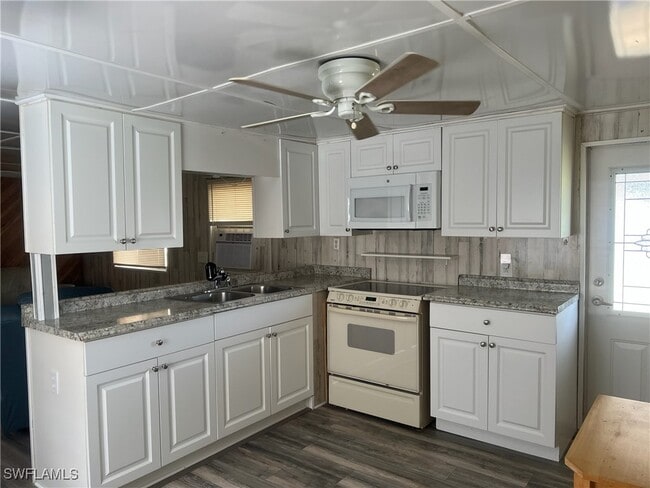 property at 27860 Leatherwood Cir