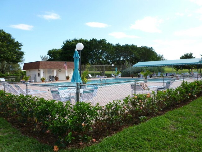 6300 NW 2nd Ave-Unit -309 in Boca Raton, FL - Building Photo - Building Photo