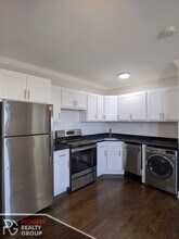 3340 N Marshfield Ave, Unit #402 in Chicago, IL - Building Photo - Building Photo