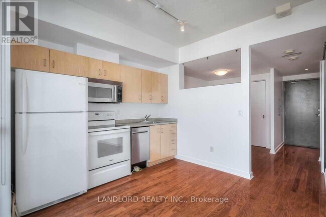 property at 281-2281 Mutual St