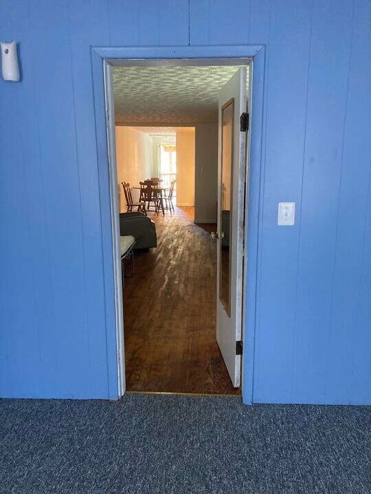 84 Ashfield St, Unit One in Piedmont, WV - Building Photo