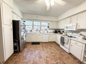 920 E 4th St, Unit 1 in Boston, MA - Building Photo - Building Photo