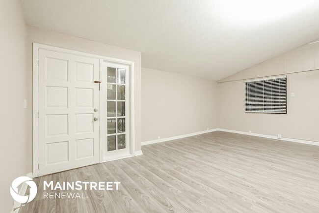 property at 1 Estrella Rd