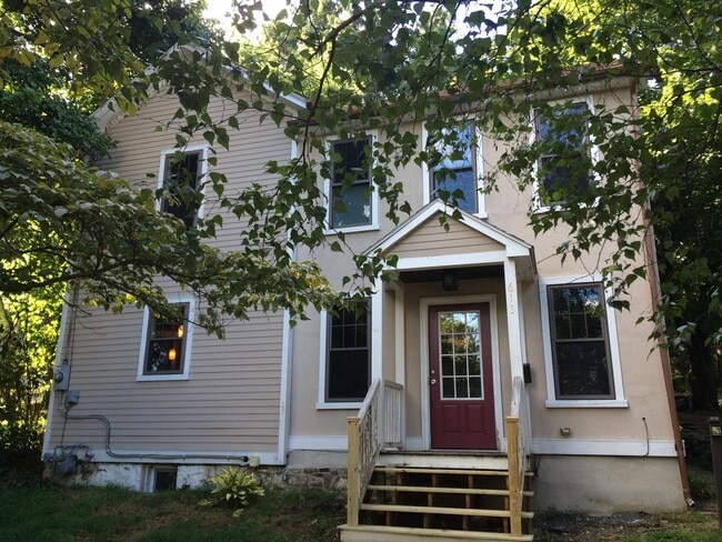 property at 613 Raub St