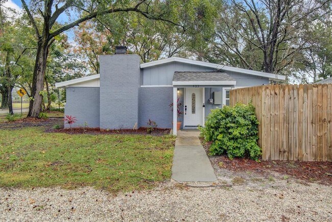 403 Palm Springs Dr in Longwood, FL - Building Photo - Building Photo