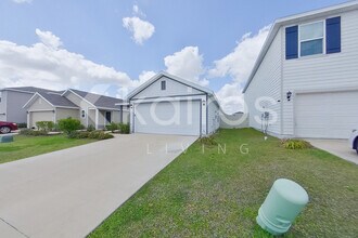 8584 SW 44th Ct, Unit Studio bath-Kitchenette in Ocala, FL - Foto de edificio - Building Photo