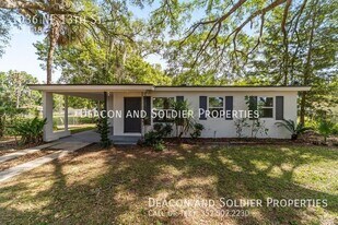 1036 NE 13th St in Ocala, FL - Building Photo