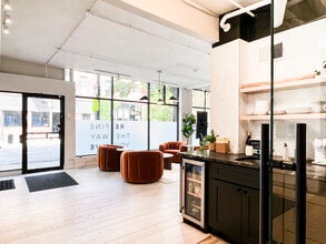 1113 W Armitage Ave, Unit Storefront- AMRITAGE AVE. in Chicago, IL - Building Photo - Building Photo