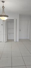 17530 NW 68th Ave in Hialeah, FL - Building Photo - Building Photo