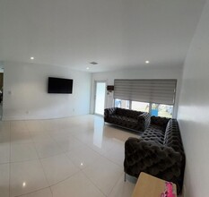 2050 N 57th Ter in Hollywood, FL - Building Photo - Building Photo