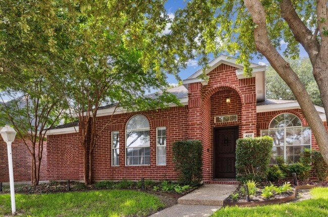 property at 4211 Briarbend Rd