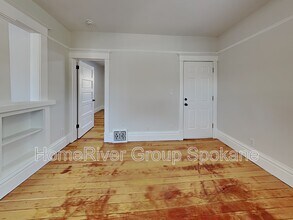 2503 N Madelia St in Spokane, WA - Building Photo - Building Photo