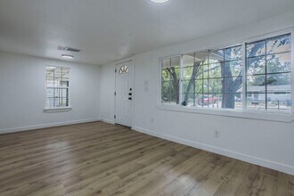 5807 Mayo Dr in San Antonio, TX - Building Photo - Building Photo