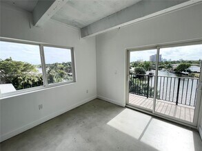 860 NE 78th St in Miami, FL - Building Photo - Building Photo