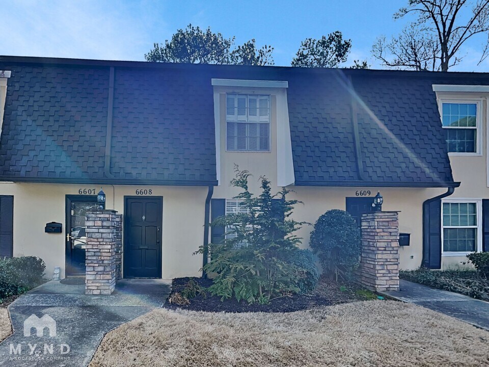 6608 Park Ave in Atlanta, GA - Building Photo
