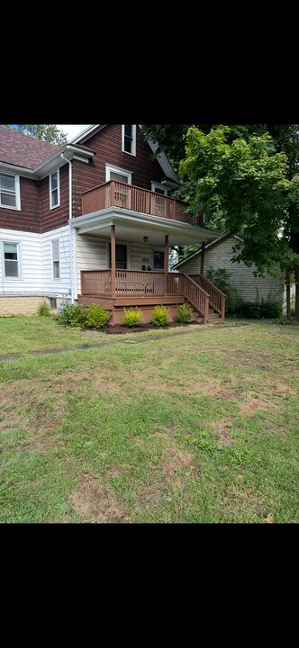 600 Old Falls Blvd, Unit Apartment 3 in North Tonawanda, NY - Building Photo