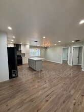 401 W Sierra Ave in Cotati, CA - Building Photo - Building Photo