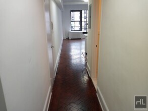 WEST 73 STREET in New York, NY - Building Photo - Building Photo