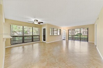 163 Brackenwood Rd, Unit 163 in Palm Beach Gardens, FL - Foto de edificio - Building Photo