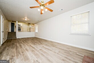 5236 Bailey Dr in Ellenwood, GA - Building Photo - Building Photo