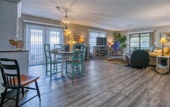 23 Dogwood Dr in Homosassa, FL - Building Photo - Building Photo