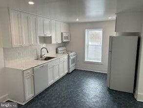 264 Maple Ave in Ambler, PA - Building Photo - Building Photo