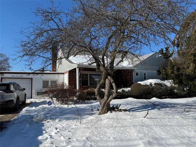 property at 2780 Rockaway Ave