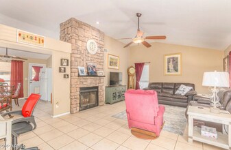 7322 W Tuckey Ln in Glendale, AZ - Building Photo - Building Photo