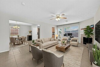 11902 Rolling Stream Dr in Tomball, TX - Building Photo - Building Photo