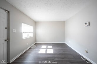 524 W 23rd St in Indianapolis, IN - Building Photo - Building Photo