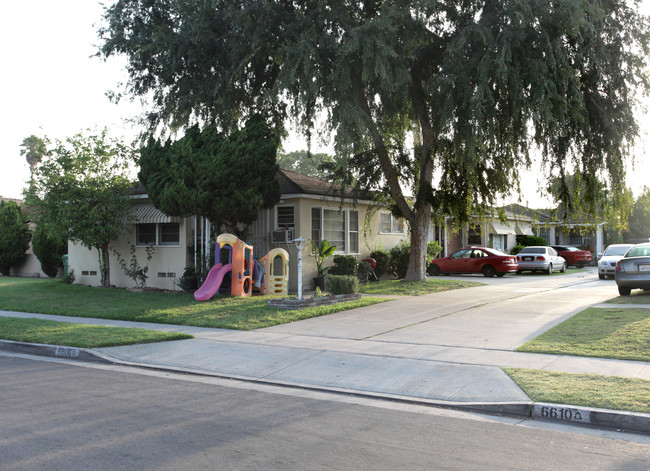 6606-6610 Woodward Ave in Bell, CA - Building Photo - Building Photo