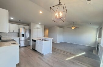 6206 Maryhill Ln in Pasco, WA - Building Photo - Building Photo