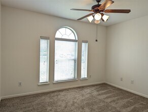 5618 Savannah Woods Ln in Rosharon, TX - Building Photo - Building Photo