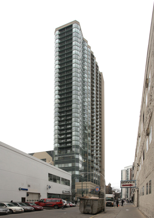 Gold Coast Galleria in Chicago, IL - Building Photo