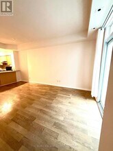 32 Stadium Rd in Toronto, ON - Building Photo - Building Photo