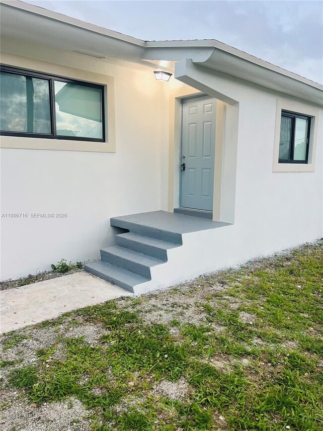 5601 NW 31st Ave in Miami, FL - Building Photo - Building Photo