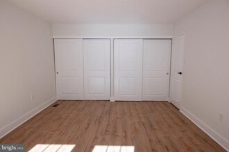 2201 Strahle St in Philadelphia, PA - Building Photo - Building Photo