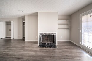 Ashberry in Decatur, GA - Building Photo