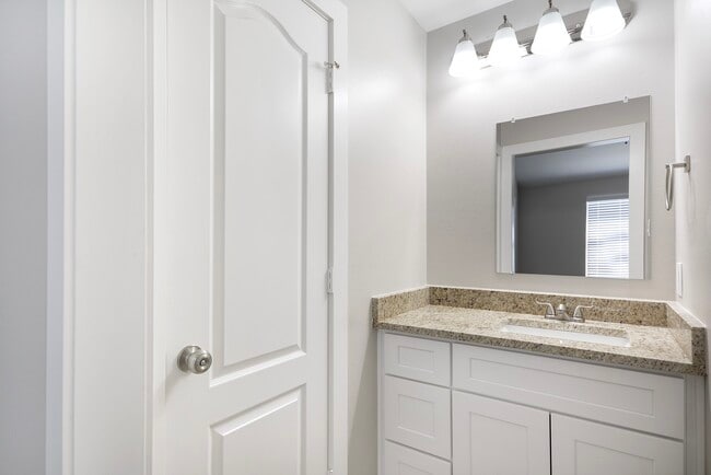 28243 Chalet Park Dr in Katy, TX - Building Photo - Building Photo