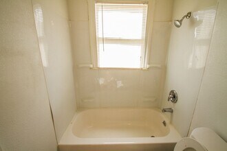 1414 Gorman in San Antonio, TX - Building Photo - Building Photo