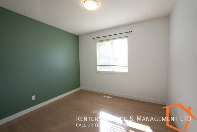 151 Cowichan Ct W in Lethbridge, AB - Building Photo - Building Photo