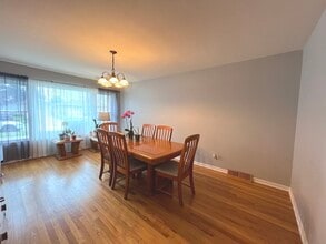 8809 Oleander Ave in Morton Grove, IL - Building Photo - Building Photo