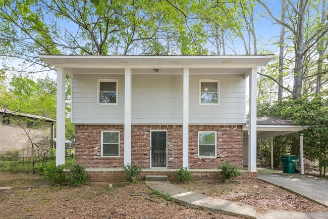 property at 626 Hickory Ct