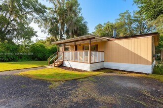 260 Old Hwy 17 in Pomona Park, FL - Building Photo - Building Photo