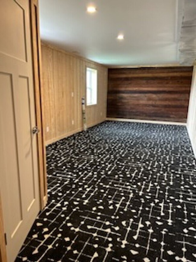 11399 Boyne City Rd in Charlevoix, MI - Building Photo - Building Photo