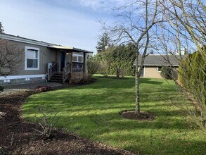 409 Nooksack Rd in Nooksack, WA - Building Photo - Building Photo